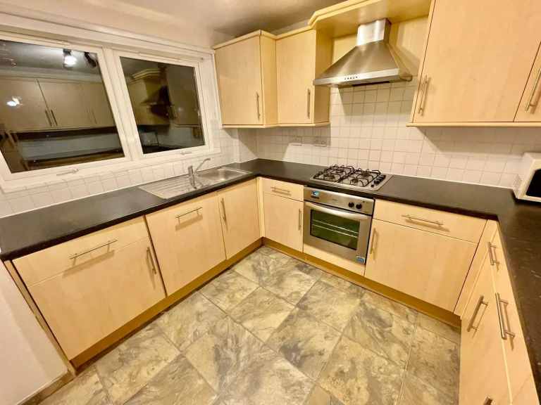 🏡 Double Room Near Mudchute Dlr 🏡🗝