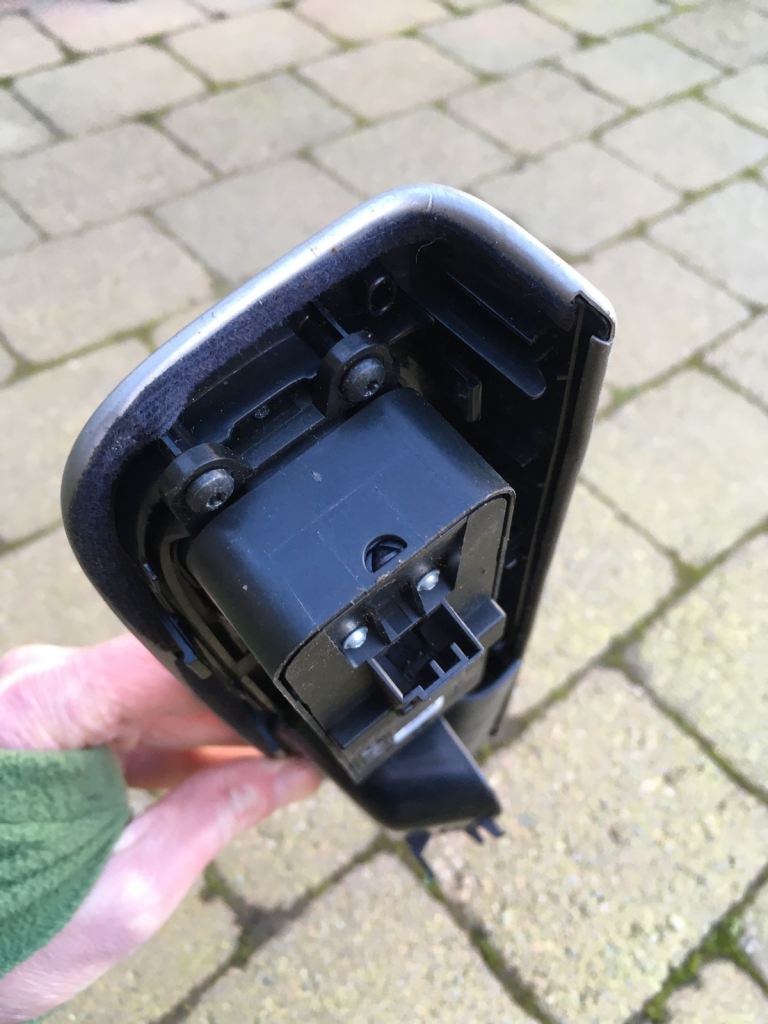 Volvo C30 Drivers door handle, window and mirror controls.