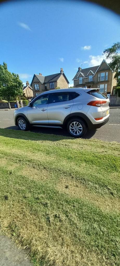 Hyundai, TUCSON 1.7 crdi year September 2015