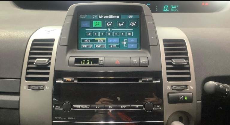 2006 Toyota Prius 1.5 VVTi T3 Hybrid 5dr CVT Auto HATCHBACK PETROL/ELECTRIC Automatic