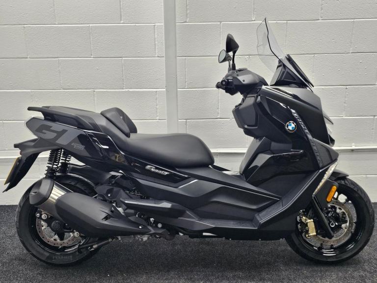 BMW C400GT ** LOW MILEAGE - HEATED SEATS - AUGUST 26 MOT **