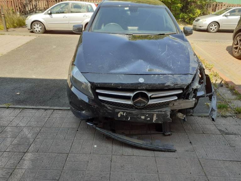Mercedes-Benz, A CLASS, Hatchback, 2014, Manual, 1461 (cc), 5 doors