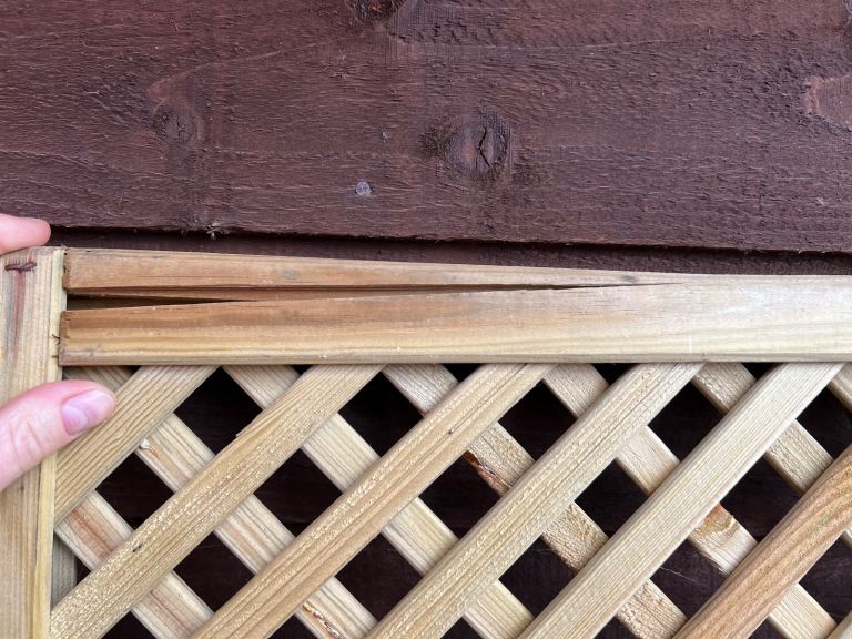 183cm x 60cm (6x2) Elite Privacy Diamond Trellis/Lattice Garden Screening Wood Fence