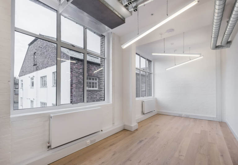 Furnished offices to rent in *Holloway*. Office Spaces for 4 to 230 desks N7