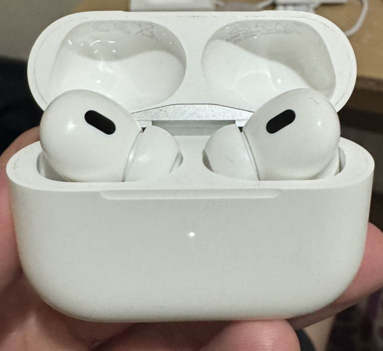MagSafe USB C Apple AirPods Pro 2nd Generation | Fantastic condition