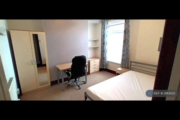 1 bedroom in Cromwell Street, Swansea, SA1 (#2913433)