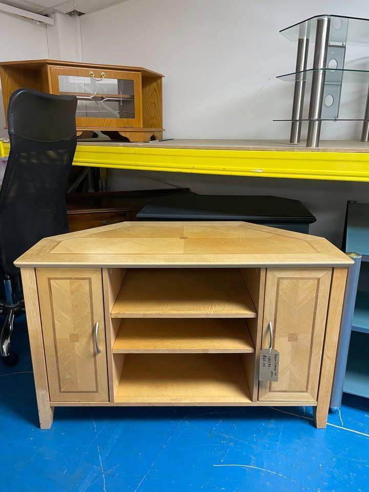 ⭐HALF PRICE £22.50⭐Corner Beech Wood TV Unit TCL Reuse 100088