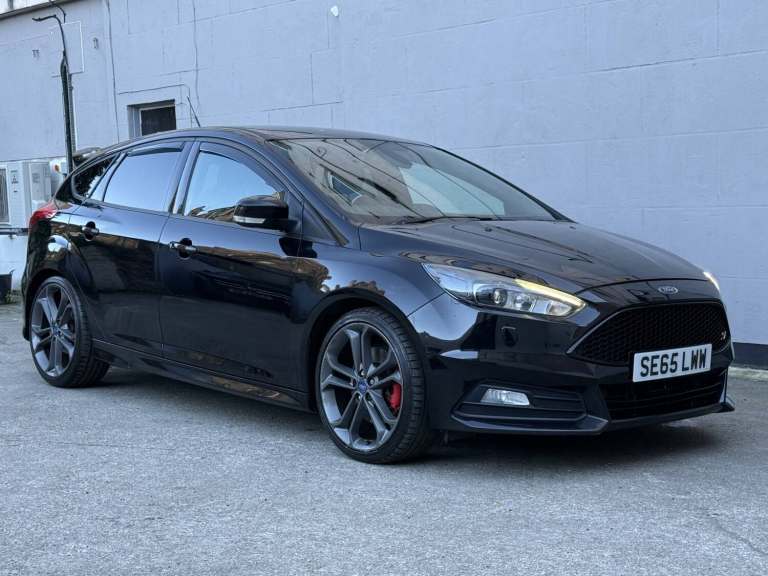 2016 Ford Focus 2.0 T EcoBoost ST-3 Hatchback Petrol Manual