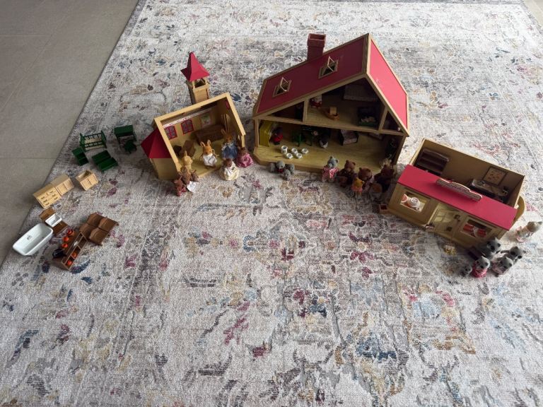 Vintage 1980's Sylvanian Families Bundle, House, Bakery and School. Sylvanian Figures/ Acessories