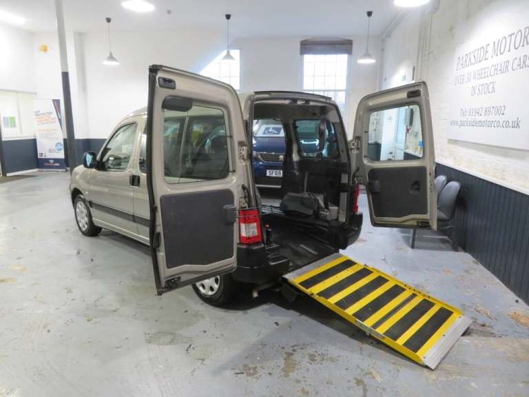 2009 Peugeot Partner 5 SEAT WHEELCHAIR CAR WAV MOBILITY MPV Petrol Manual