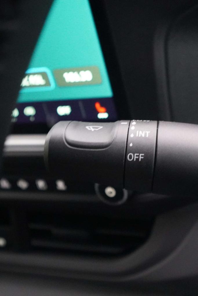 2025 Volkswagen Transporter 2.0 Transporter T28 Commerce Pro TDI + Delivery Miles + VW 5 Plus Pan...