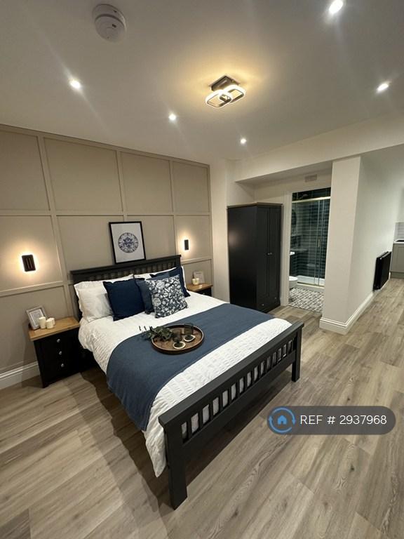 1 bedroom in High Street, Rushden, NN10 (#2937968)