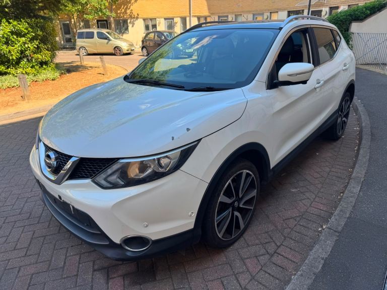 Nissan, QASHQAI, Hatchback, 2014, Manual, 1461 (cc), 5 doors