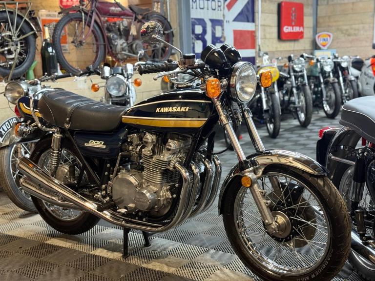 1974 Kawasaki Z1 B 900, restored and owned by Allan Millyard, outstanding, px 