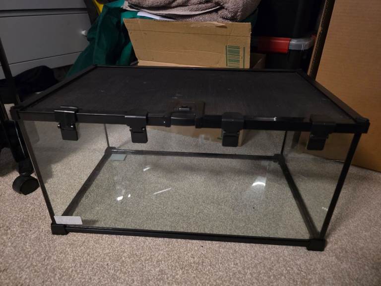 Pawhut Glass Terrarium 50cm x 30cm x 25cm 