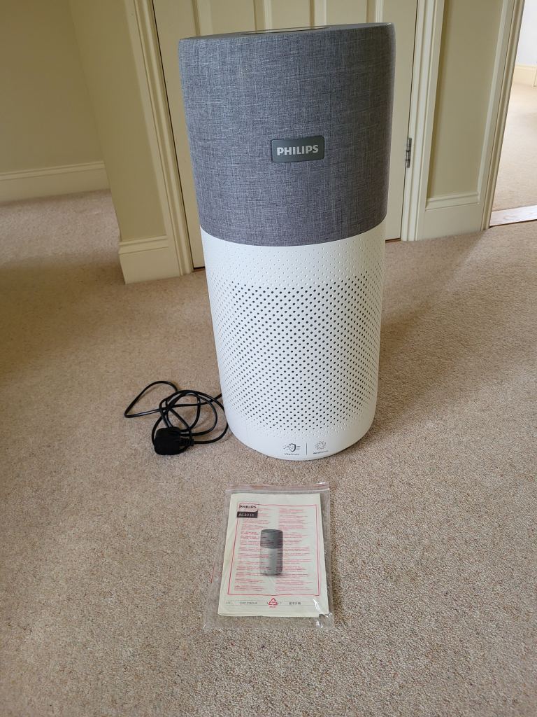 Philips AC3033 Air Purifier - Very Good Condition