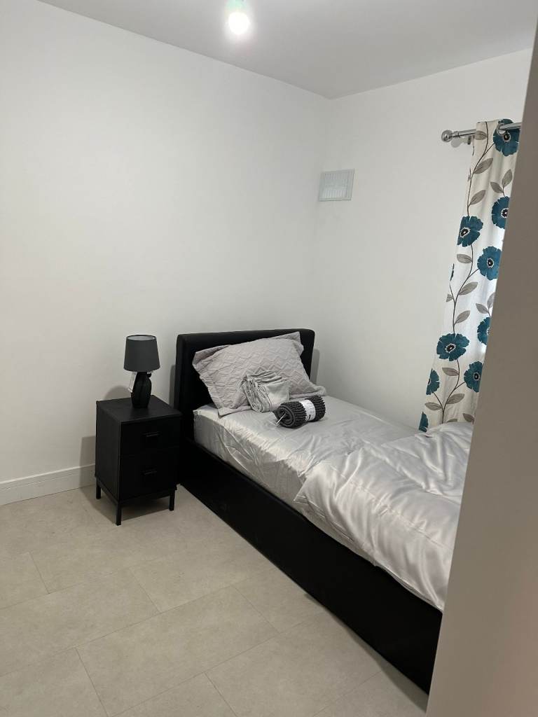 Room to Rent – Newly Refurbished Home - 750£