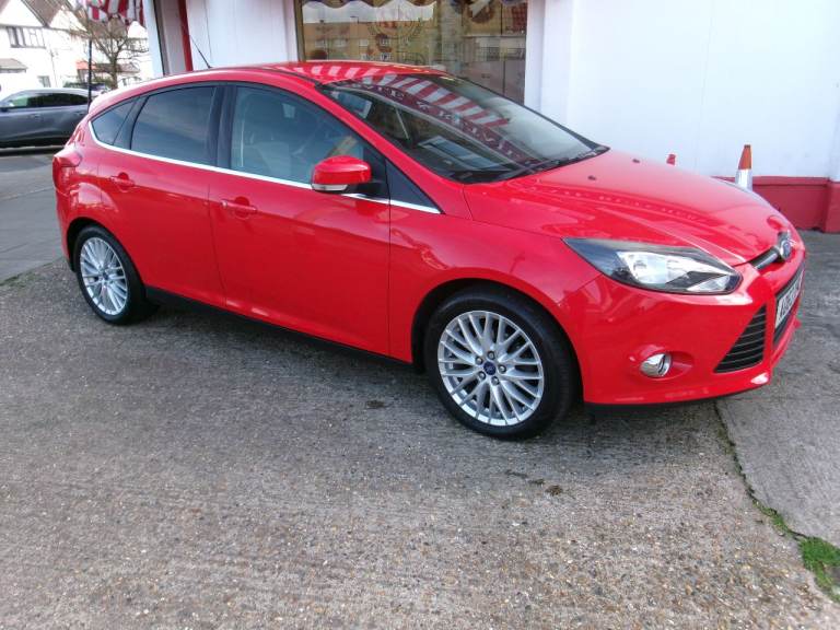 Ford Focus 1.0T EcoBoost Zetec 5dr, 2013 (63), petrol, manual, cheap to run