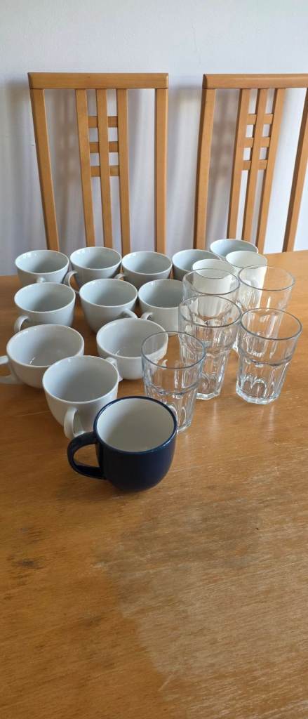 Mixed Set of Cups and Glasses – Good Condition