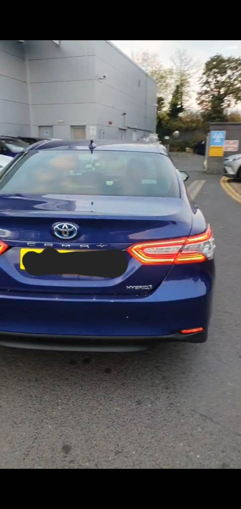 Toyota Camry Excel 2.5 Hybrid – Low Mileage