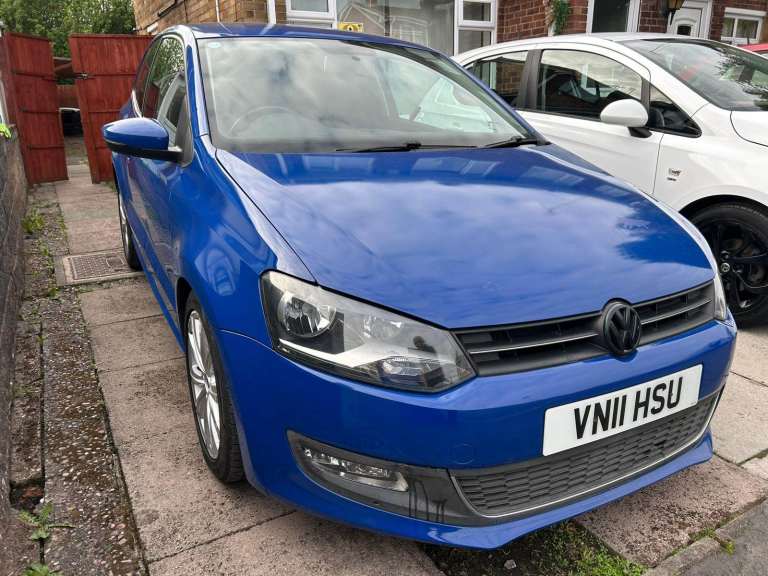 2011 VW POLO AUTOMATIC - 12 months mot 