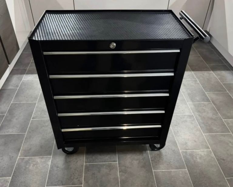 Tool chest 