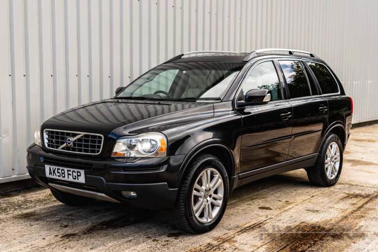 2009 Volvo XC90 2.4 D5 SE Lux 5dr Geartronic ESTATE Diesel Automatic