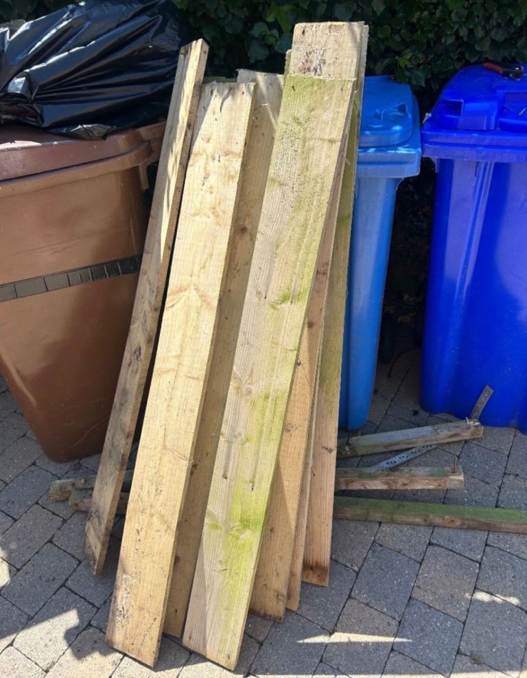 Free wood panels 
