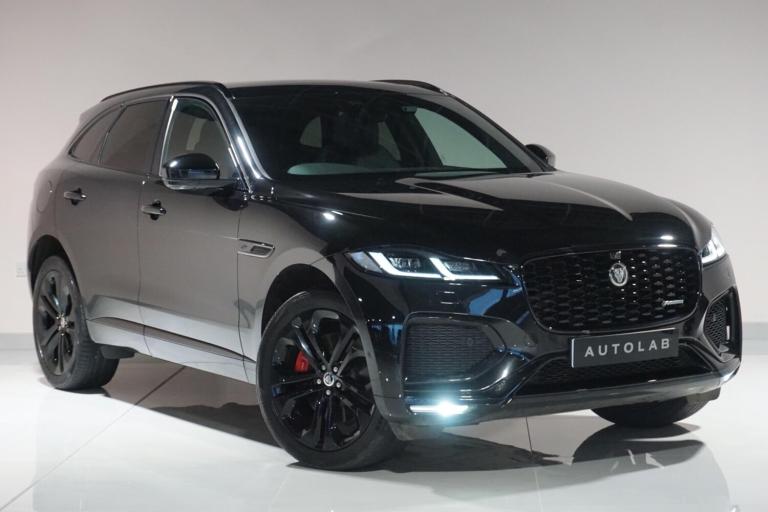 2024 Jaguar F-Pace 3.0 D300 R-Dynamic HSE Black 5dr Auto AWD ESTATE DIESEL Automatic