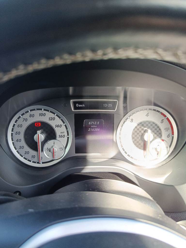 Mercedes-Benz, A CLASS, Hatchback, 2014, Manual, 1461 (cc), 5 doors