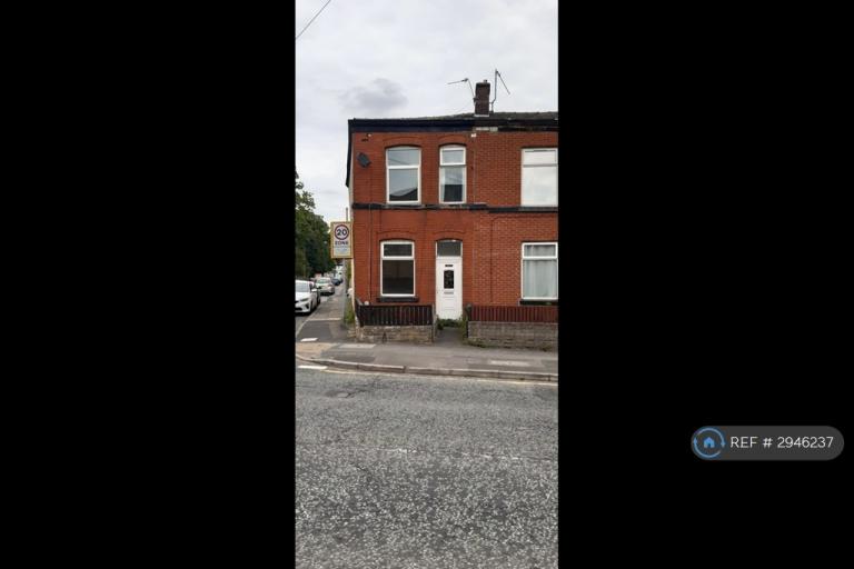 3 bedroom house in Wash Lane, Bury, BL9 (3 bed) (#2946237)