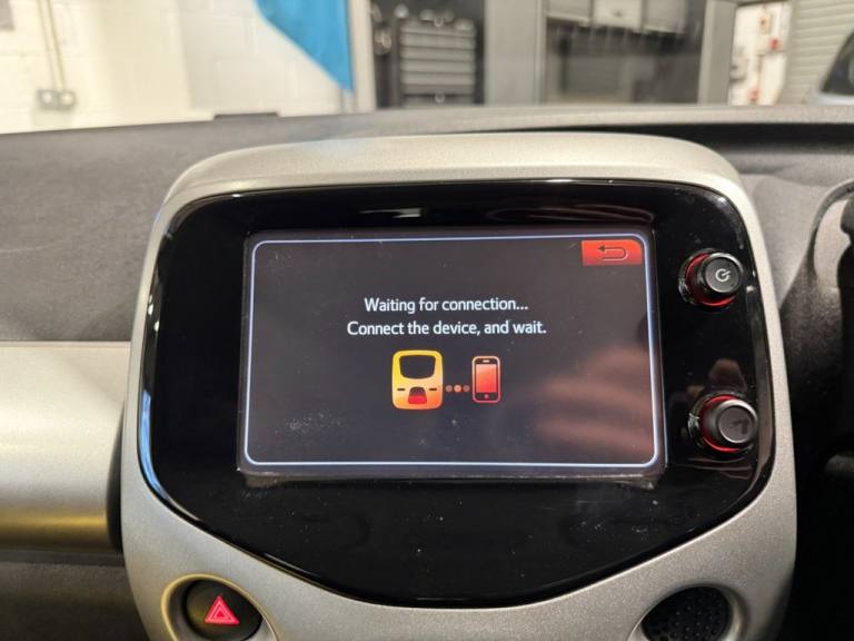 2016 Citroen C1 1.0 VTi Feel 5dr HATCHBACK PETROL Manual