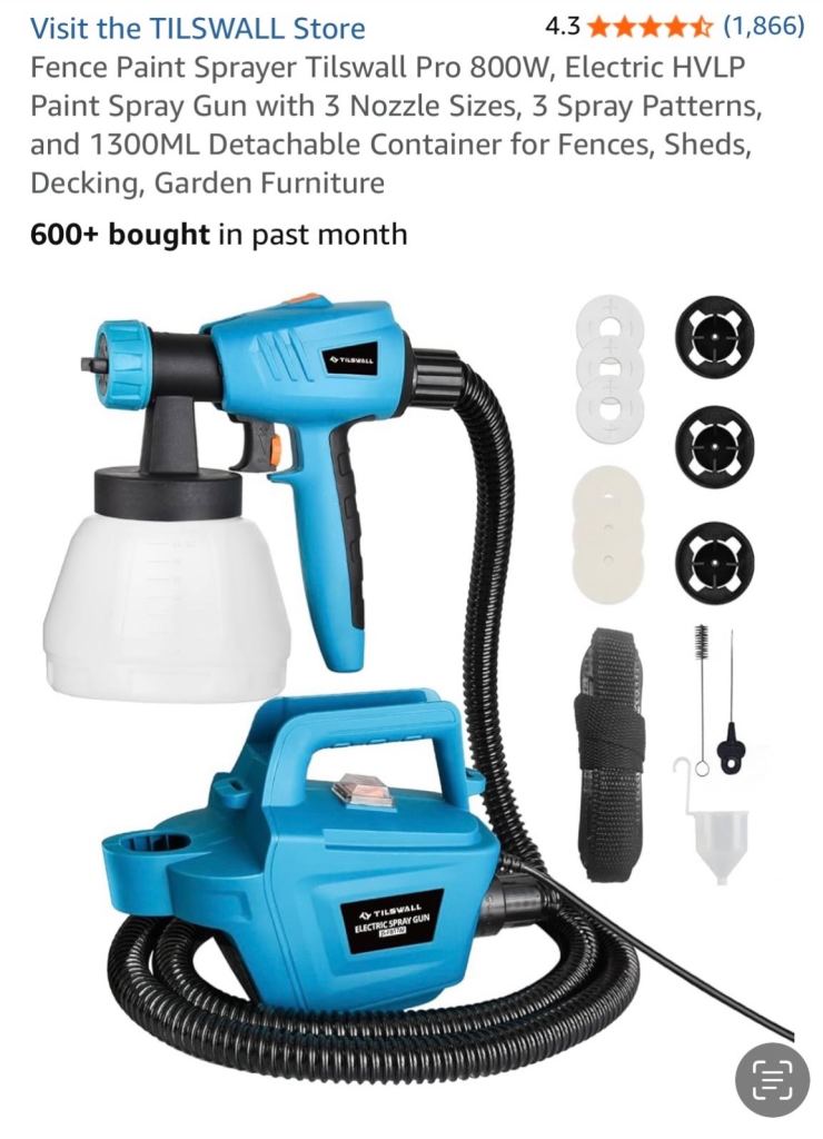 Spray paint gun for fence walls etc