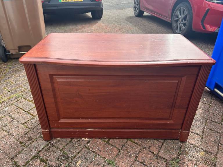 Wooden Ottoman Chest
