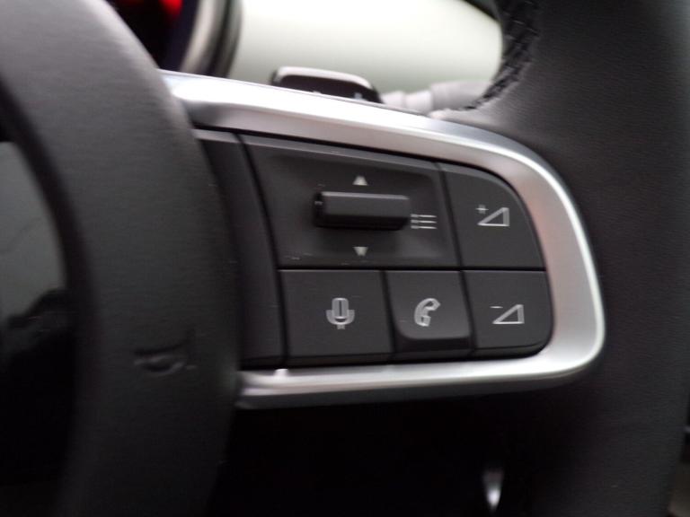 2025 Fiat 600 1.2 Hybrid 48V La Prima 5dr eDCT-6 HATCHBACK PETROL Automatic