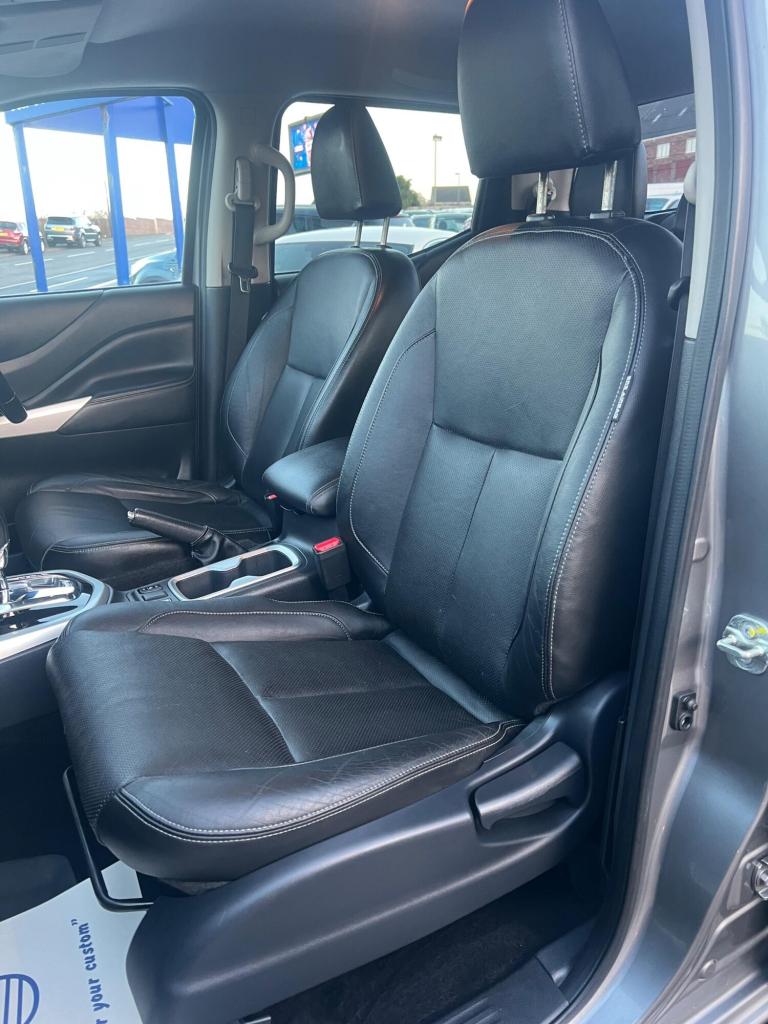 2019 Nissan Navara Double Cab Pick Up Tekna 2.3dCi 190 4WD Auto PICK UP DIESEL Automatic