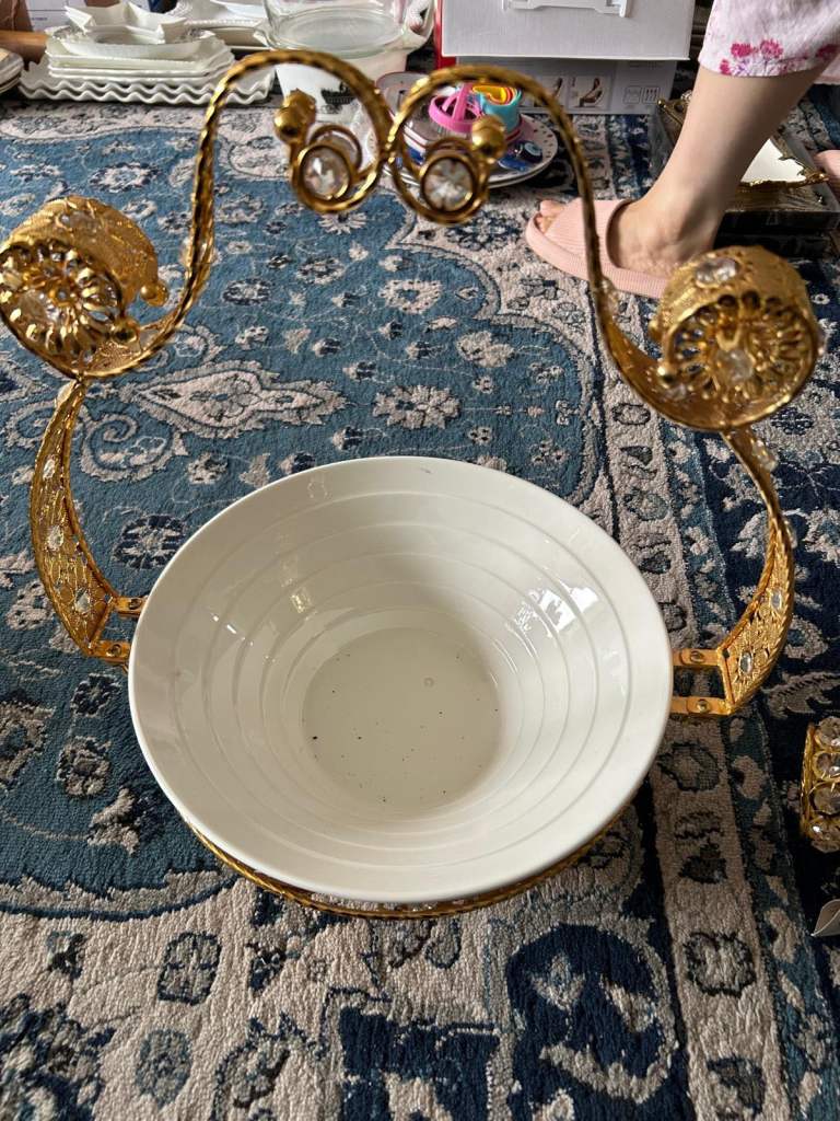 Decorative Gold Fruit Bowl with White Ceramic Bowl – Good Condition