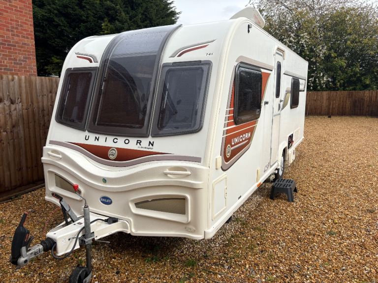 2013 Valencia unicorn Bailey caravan
