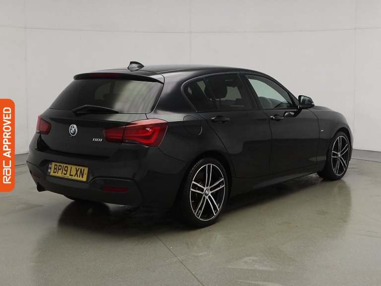 2025 BMW 1 Series 1.5 118i GPF M Sport Shadow Edition Hatchback 5dr Petrol Manual Euro 6 (s/s Hat...