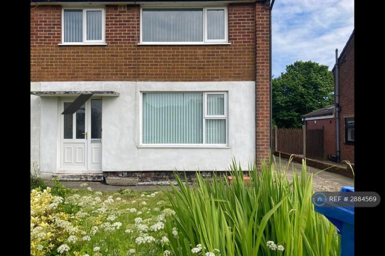 3 bedroom house in Quebec Road, Blackburn, BB2 (3 bed) (#2884569)