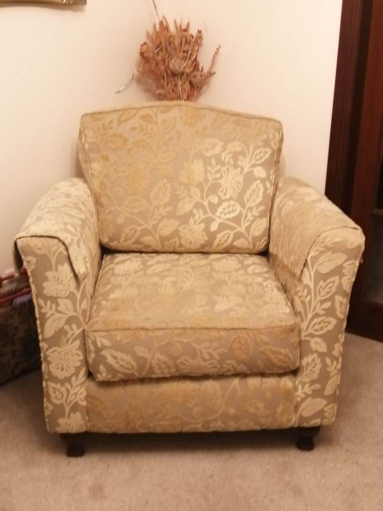 3 piece suite, 3 seater settee moving house
