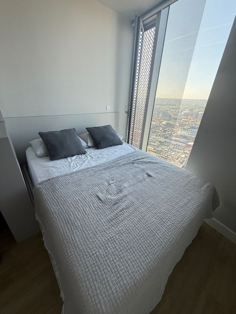 Pack Bedspread/Sofa Throw + 2 cushions