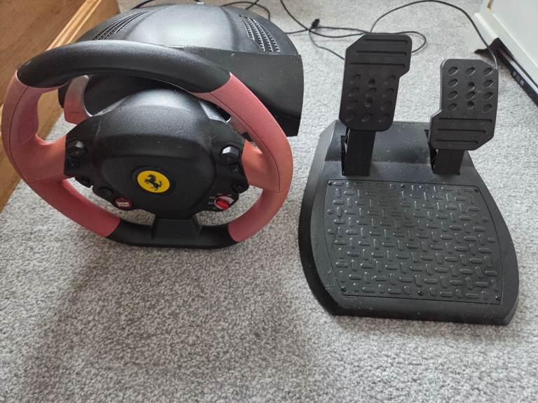 Racing wheel and pedals
