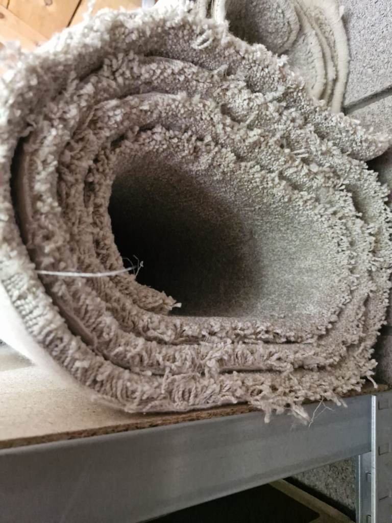 Cream Carpet Remnant – Large Piece, Good Condition