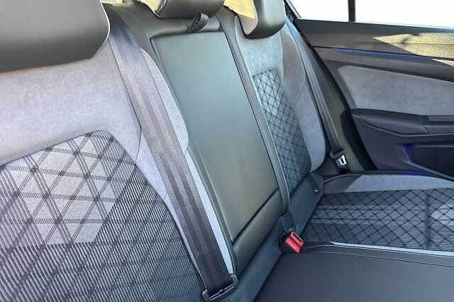 2022 Volkswagen Golf 1.5 eTSI 150 R-Line 5dr DSG + WINTER PACK Hatchback Petrol Automatic