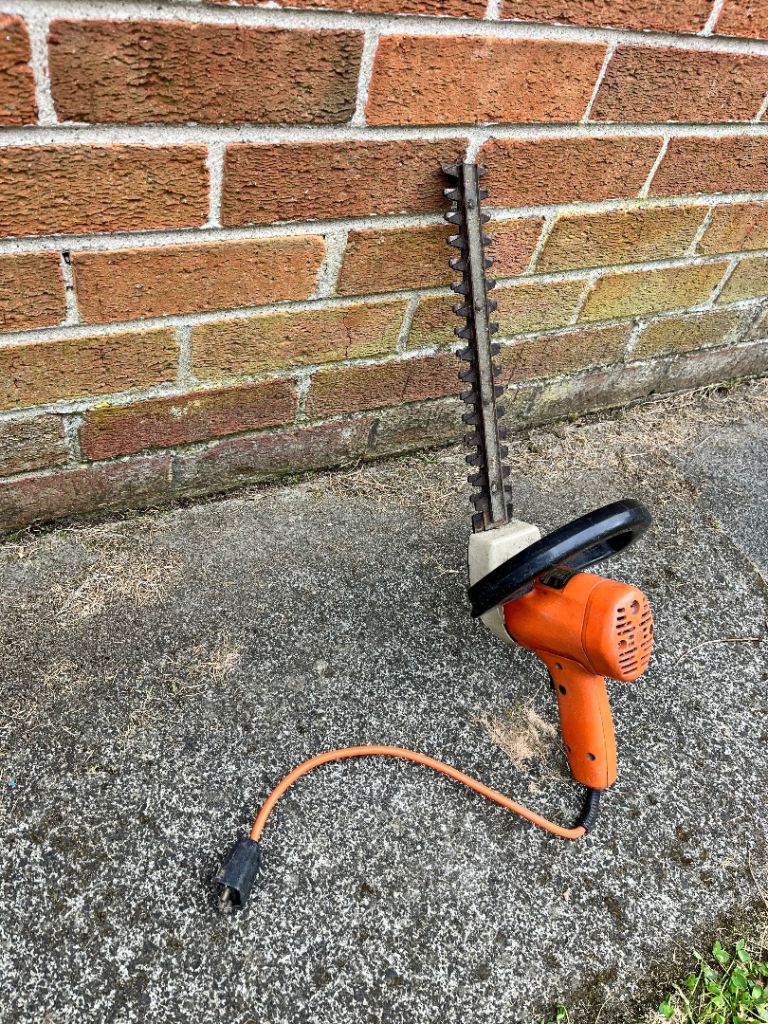 Vintage Black and Decker small hedge trimmer. 