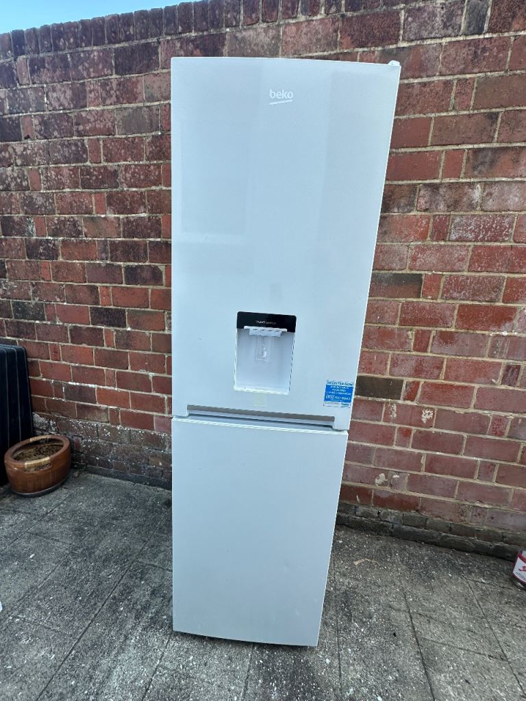 BEKO Fridge Freezer - White