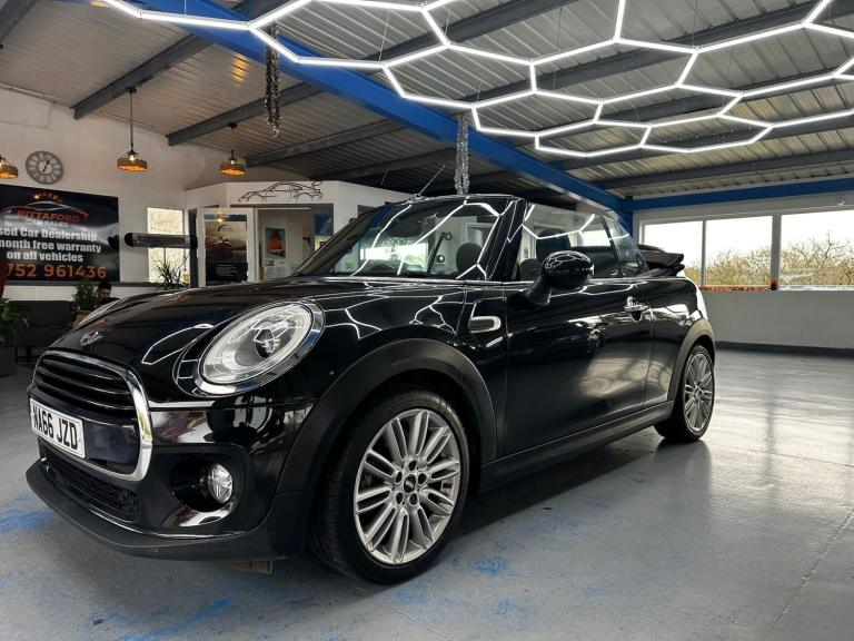 MINI CONVERTIBLE 1.5 Cooper D Convertible 2016
