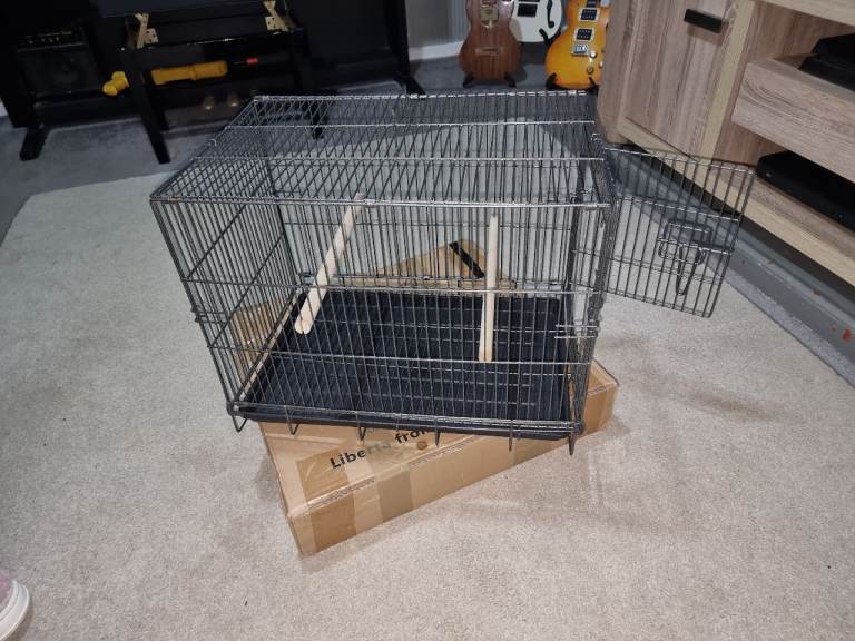Liberta transporter parrot cage