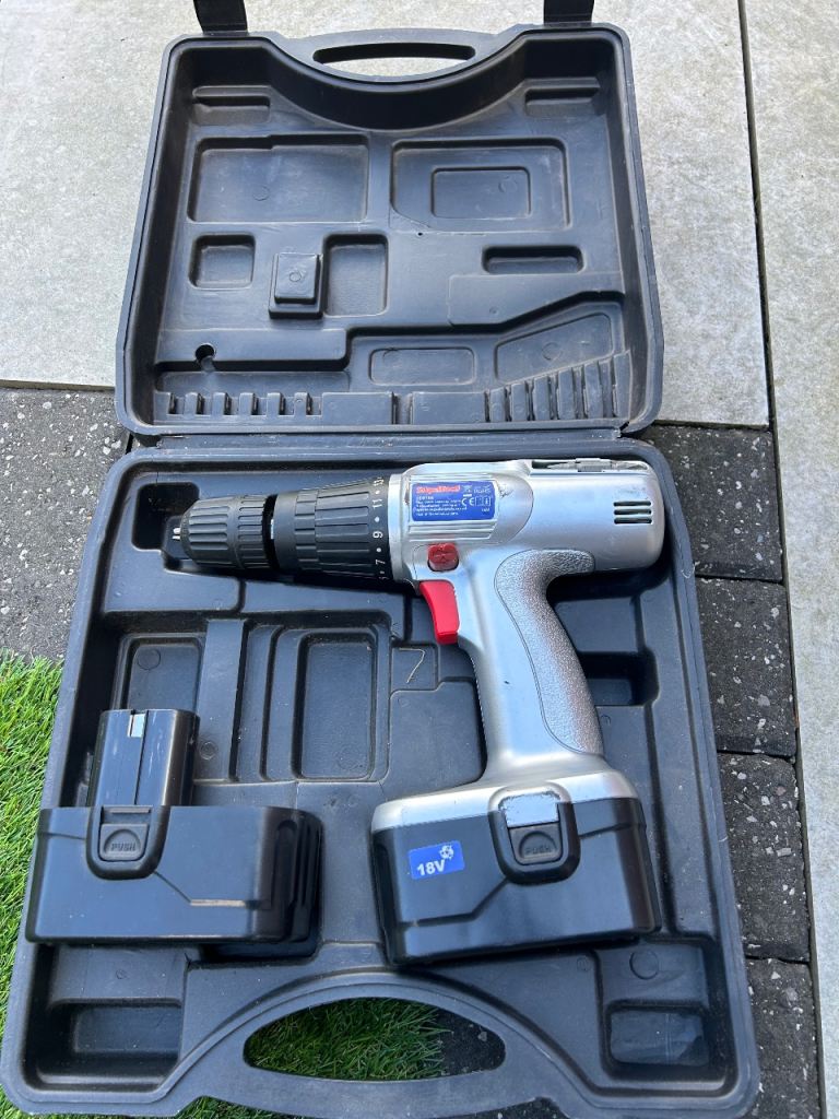 Cordless hand drill